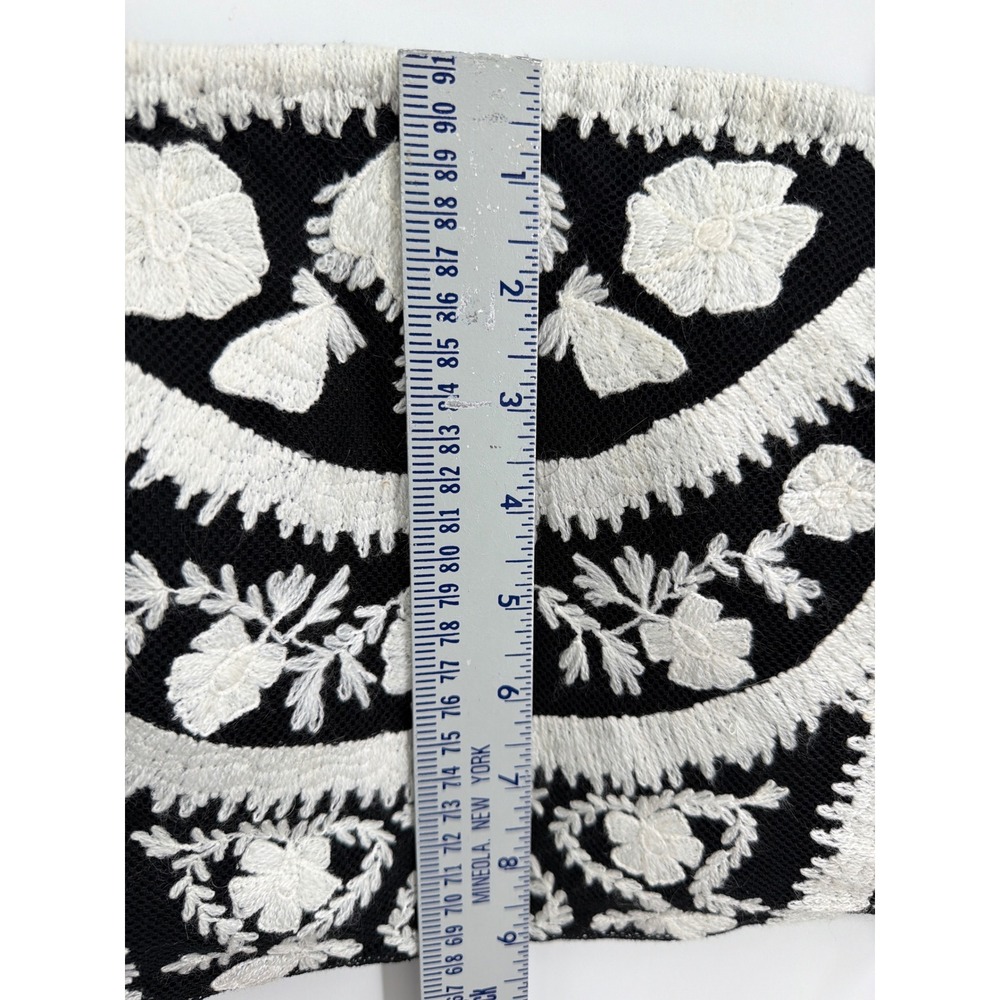 Lauren Ralph Lauren Black White Floral Embroidered Crop Top Cami Size 0 - Picture 9 of 9